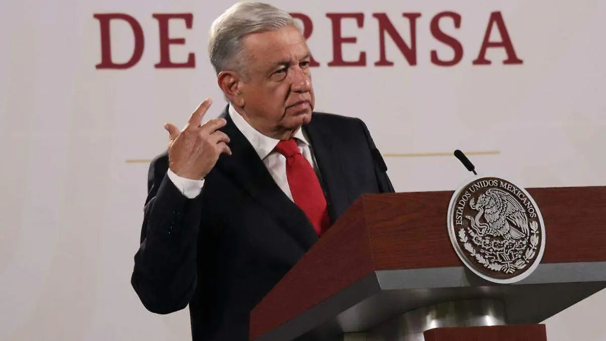 AMLO admite que cambió de opinión sobre regresar al Ejército a sus cuarteles